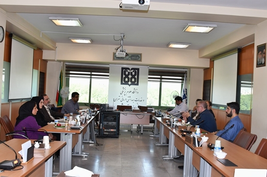 خدمات مشاوره و مدیریت سلامت روان دانشجویان 