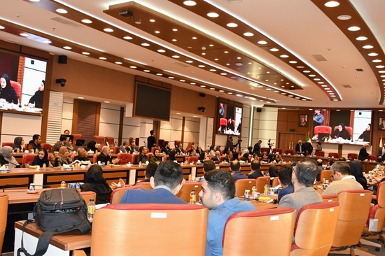 مراسم تجلیل از مدیران گروه های آموزشی و دستیاران برتر (5 درصد) آزمون بورد تخصصی و فوق تخصصی 