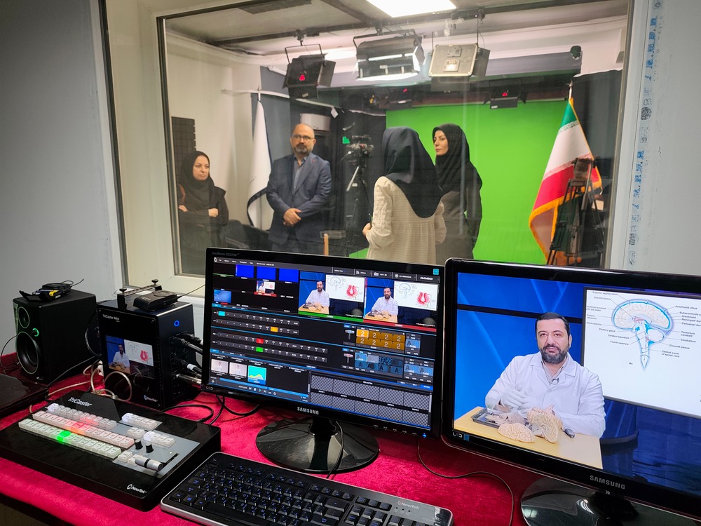 نشست مشترک مرکز آموزش مهارتی و دفتر آموزش مداوم دانشگاه علوم پزشکی تهران با مدیران دانشکده پیراپزشکی دانشگاه برگزار شد.